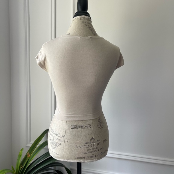 Zara Classic Cream Women's crop Top - Picture 2 of 5